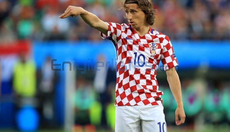 Dünyanın En İyi Futbolcusu Luka Modric